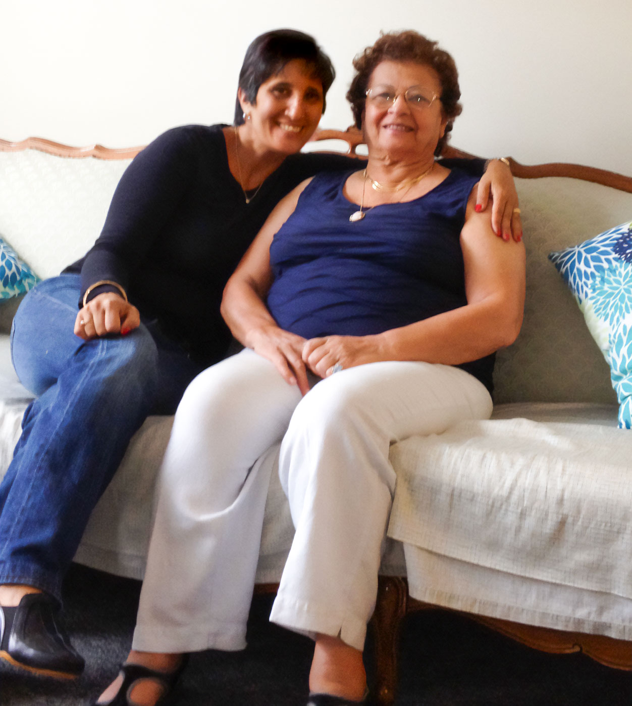 Pam sitting with her mom.